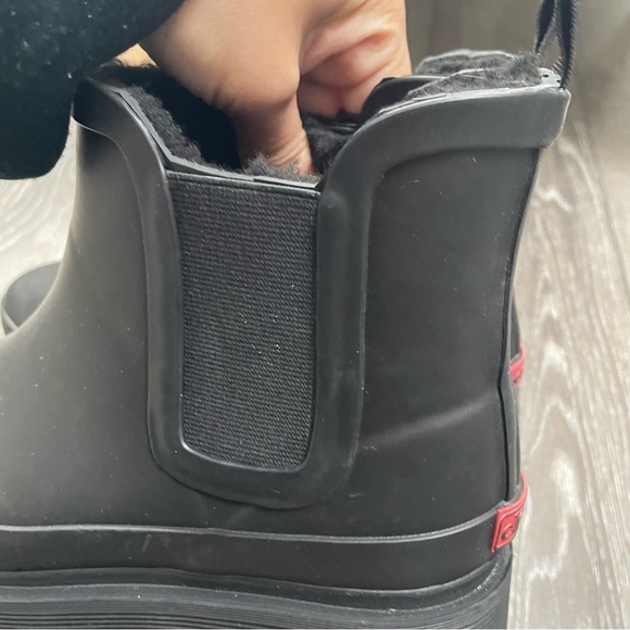 Chooka Plush Chelsea Rain Boots ankle women’s size  7 black - Picture 6 of 7
